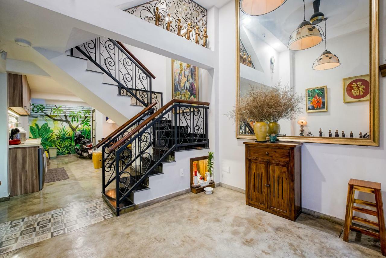 Mira Moon - Calmette Bed and Breakfast Ho Chi Minh-stad Buitenkant foto