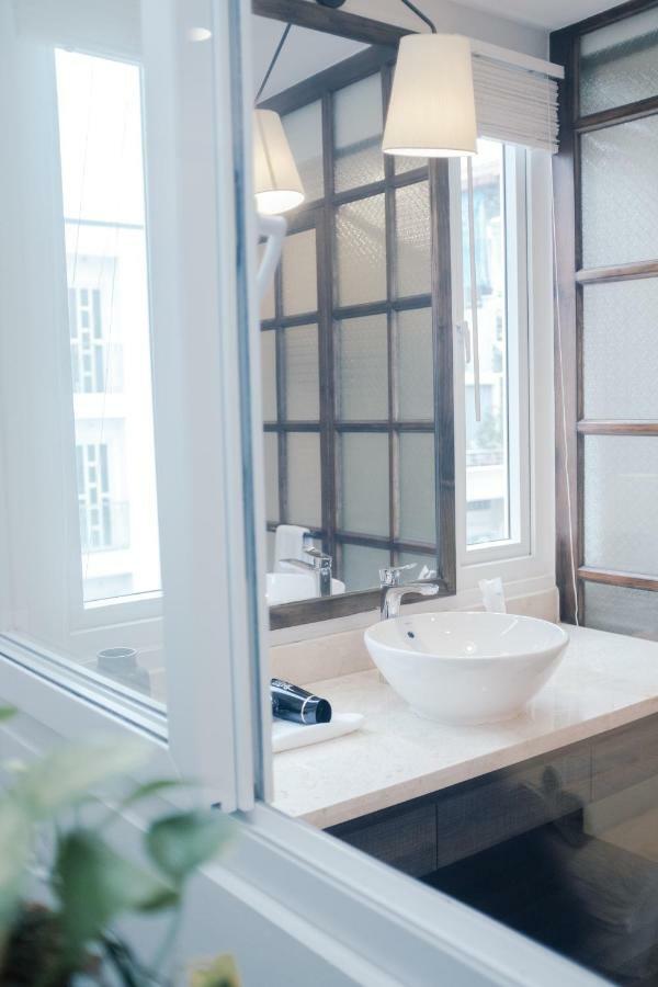 Mira Moon - Calmette Bed and Breakfast Ho Chi Minh-stad Buitenkant foto