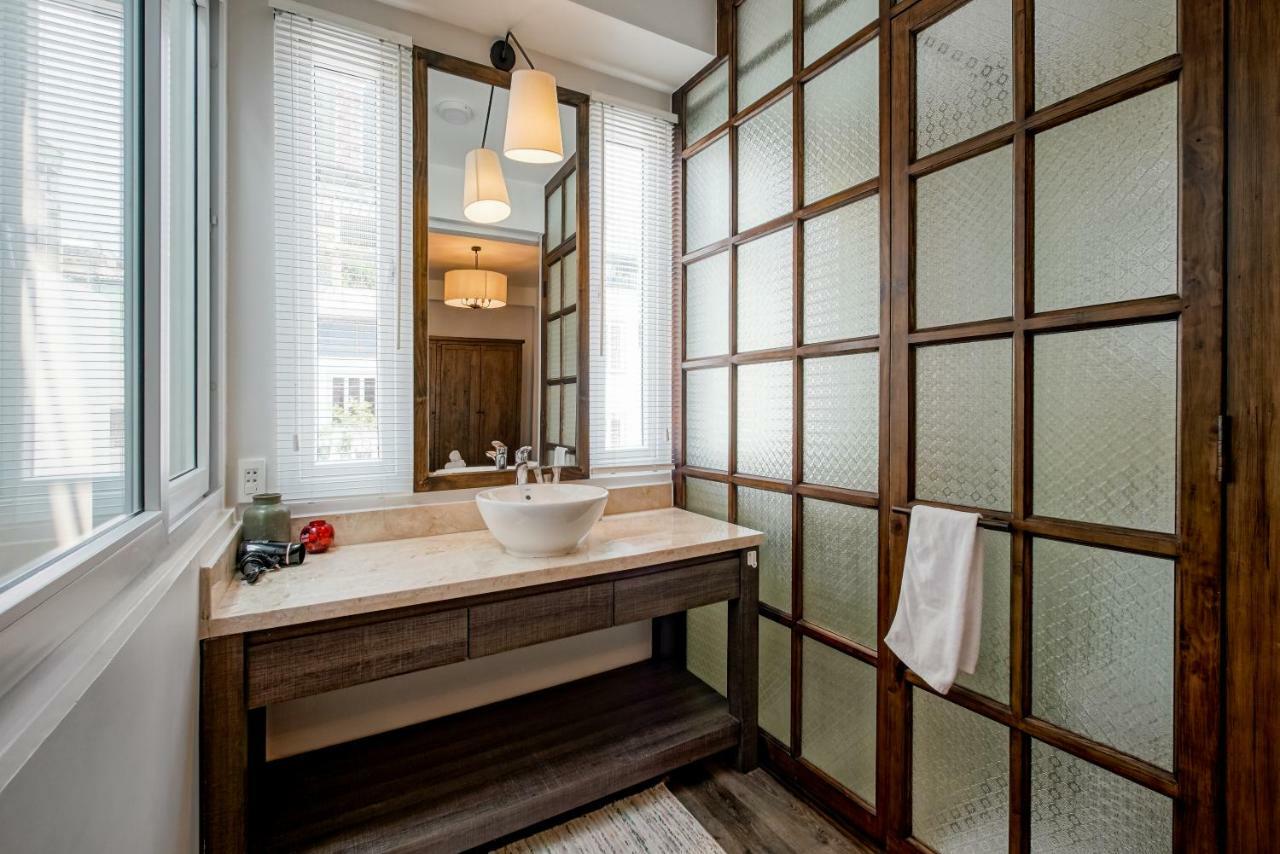 Mira Moon - Calmette Bed and Breakfast Ho Chi Minh-stad Buitenkant foto