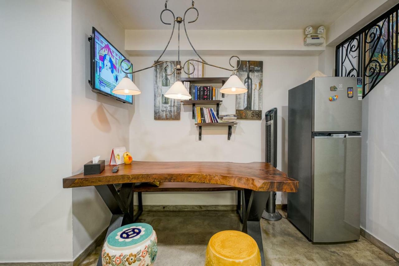Mira Moon - Calmette Bed and Breakfast Ho Chi Minh-stad Buitenkant foto